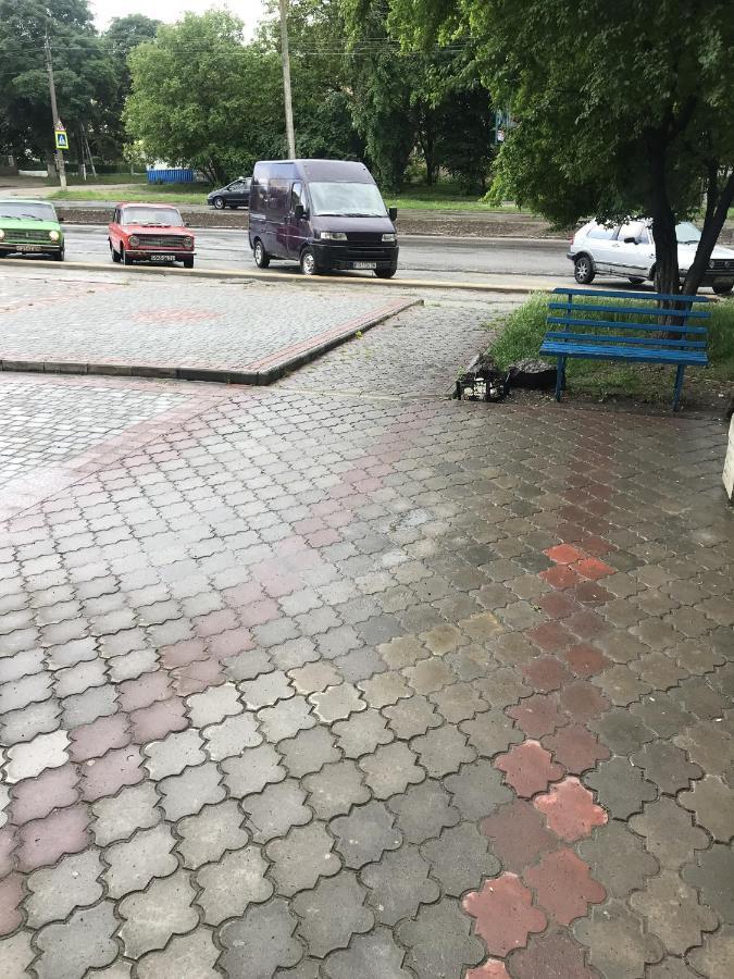 Чудова Квартирка В Кам'Янці -Подільському Kamianets-Podilskyi Exterior photo