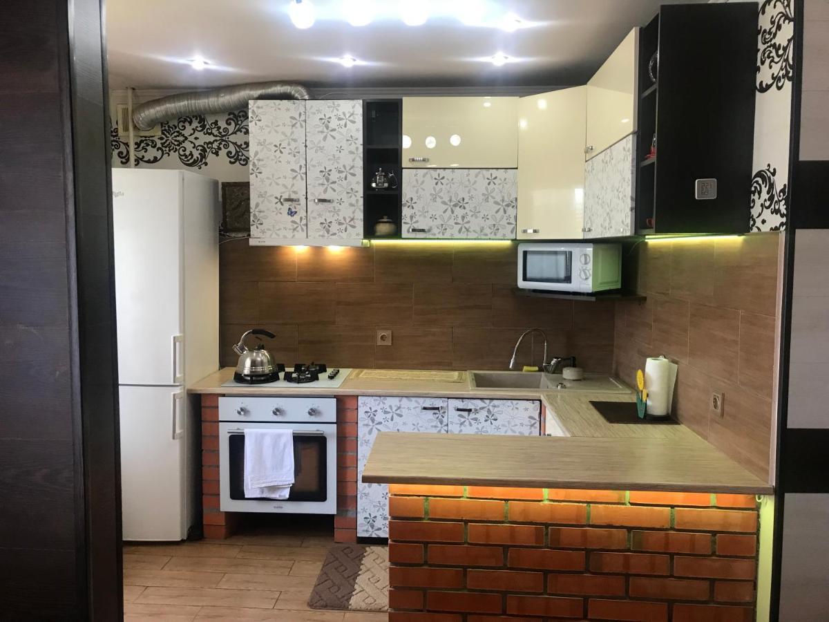 Чудова Квартирка В Кам'Янці -Подільському Kamianets-Podilskyi Exterior photo
