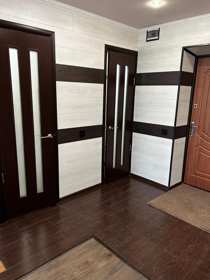 Чудова Квартирка В Кам'Янці -Подільському Kamianets-Podilskyi Exterior photo